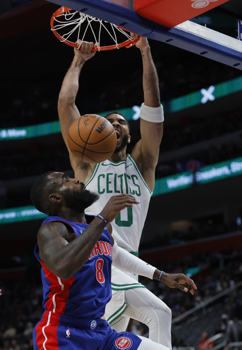 太阳再胜开拓者，继续不败